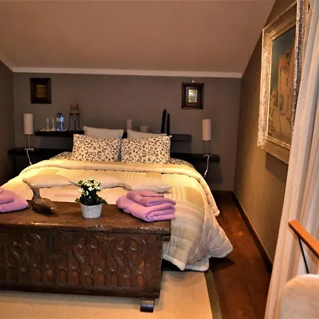 Le Presbytere Bed & Breakfast *